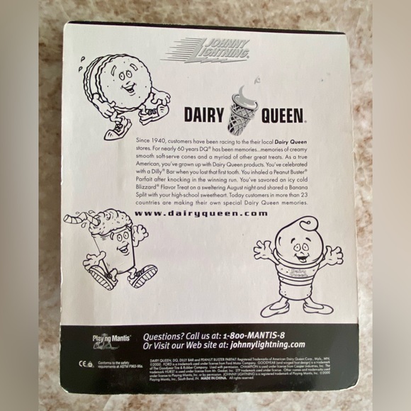 🔴 RARE JOHNNY LIGHTNING DAIRY QUEEN 60th ANNIV LIMITED EDITION 1940 TRUCK 🔴 - Picture 2 of 2